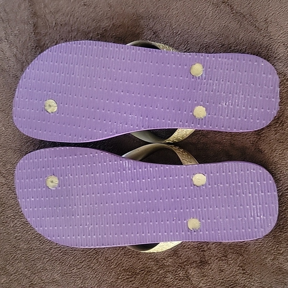 HAVAIANAS Purple Flip Flops/Sandals - Picture 2 of 8